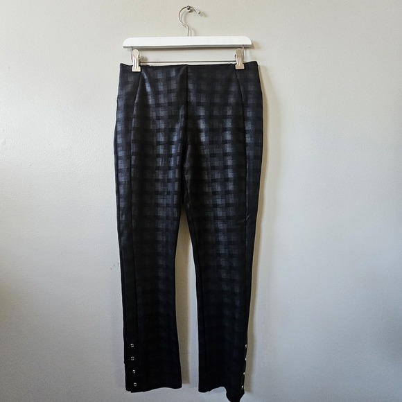Peter Nygard Pants - Peter Nygard Slims Leggings Women's Size Medium Black Plaid Snaps On Legs